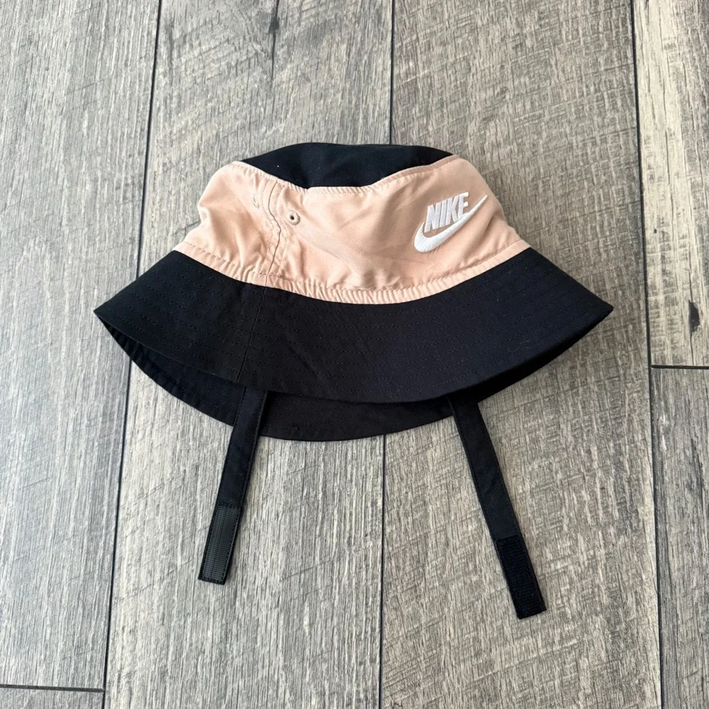 Nike baby bucket